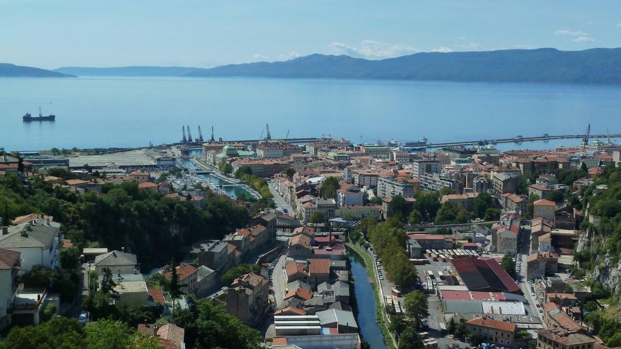 Apartment Vida - Amazing Place With Garden And Terrace Fiume Esterno foto