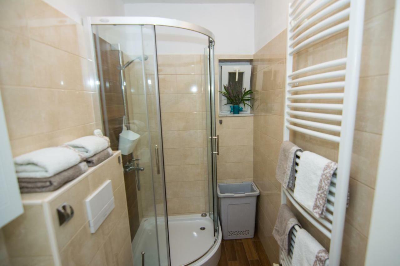 Apartment Vida - Amazing Place With Garden And Terrace Fiume Esterno foto